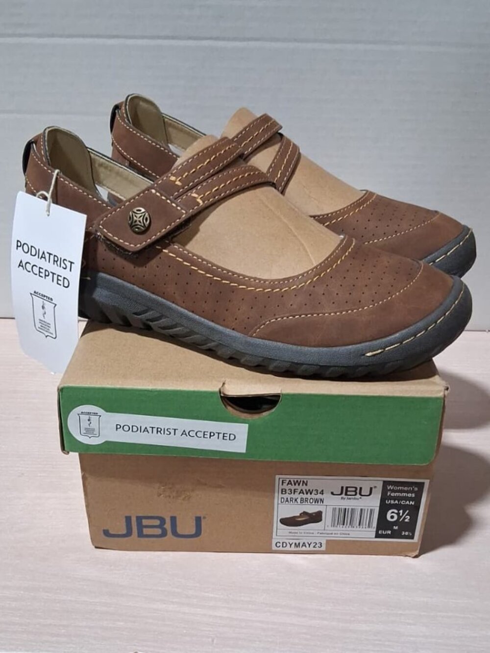 Jambu & Co JBU FAWN Mary Janes in Dark Brown SZ 6.5 M US Comfort Adj Strap NEW